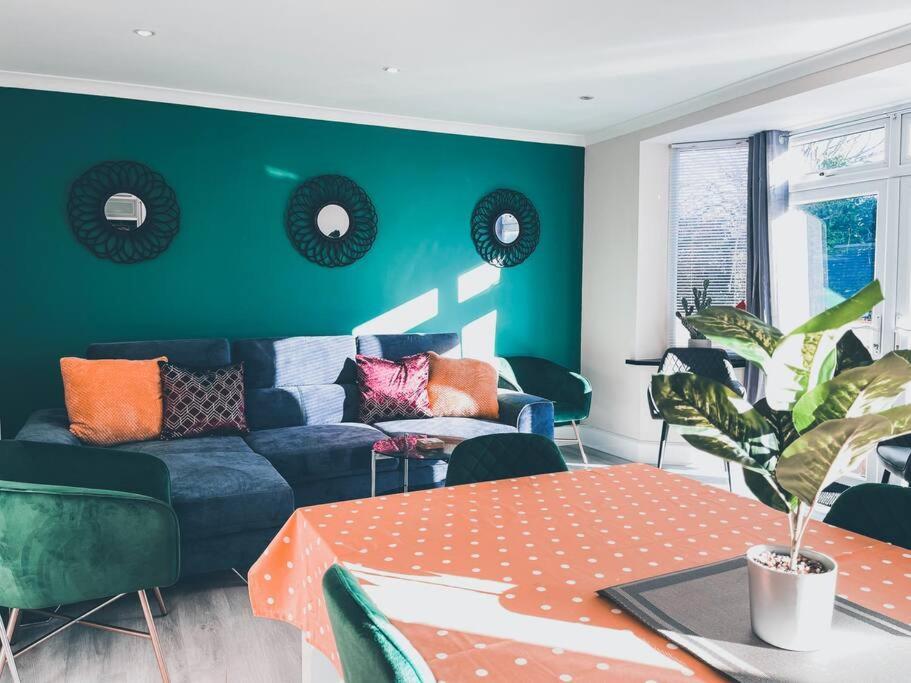 Modern 3 Ground Floor Parking And Garden Apartment Bournemouth Exterior photo